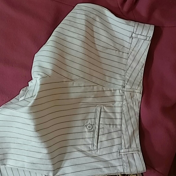 BASIC EDITIONS Cropped PINSTRIPE 14 - Picture 3 of 5